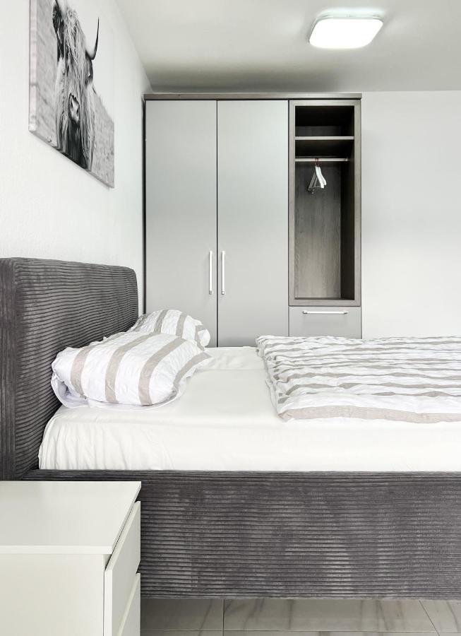 Modernes Apartment Mit Stil In City Lage Karlsruhe Bagian luar foto